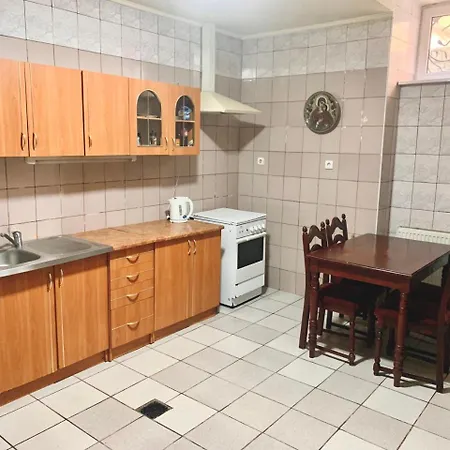 埃尔皮达公寓 3* 利沃夫